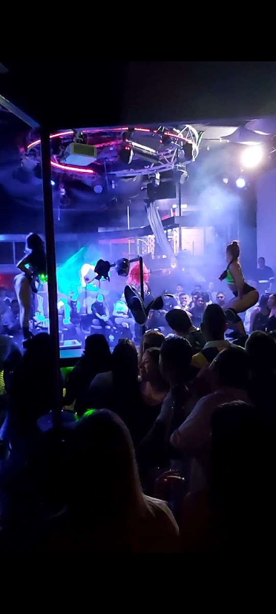 Discoteca Cabrón | Parque Lleras