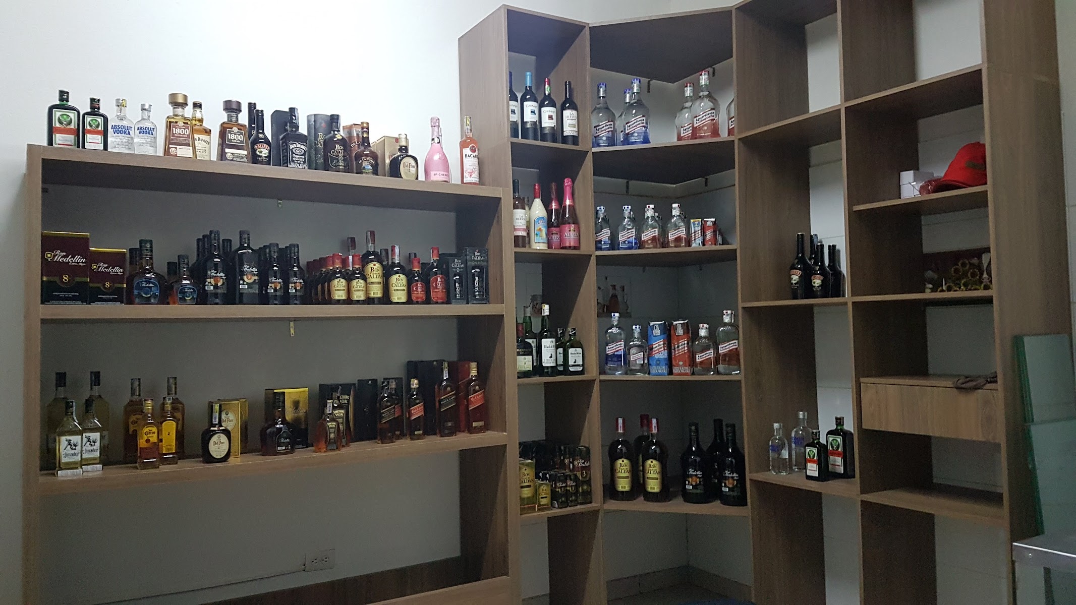 Licores J&E