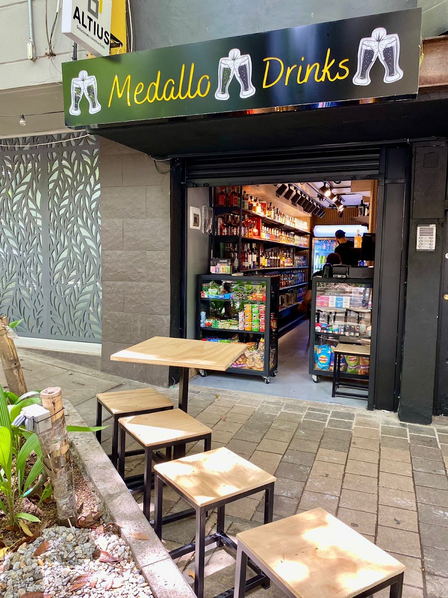 Medallo Drinks