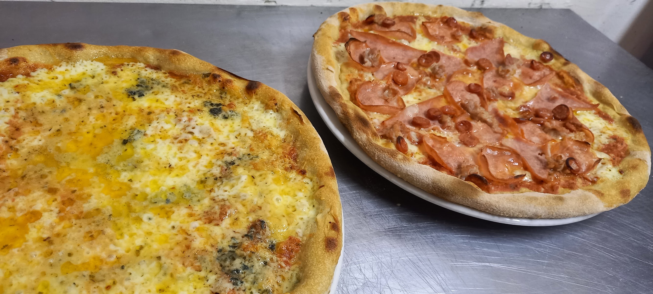 Pizza Con Amore