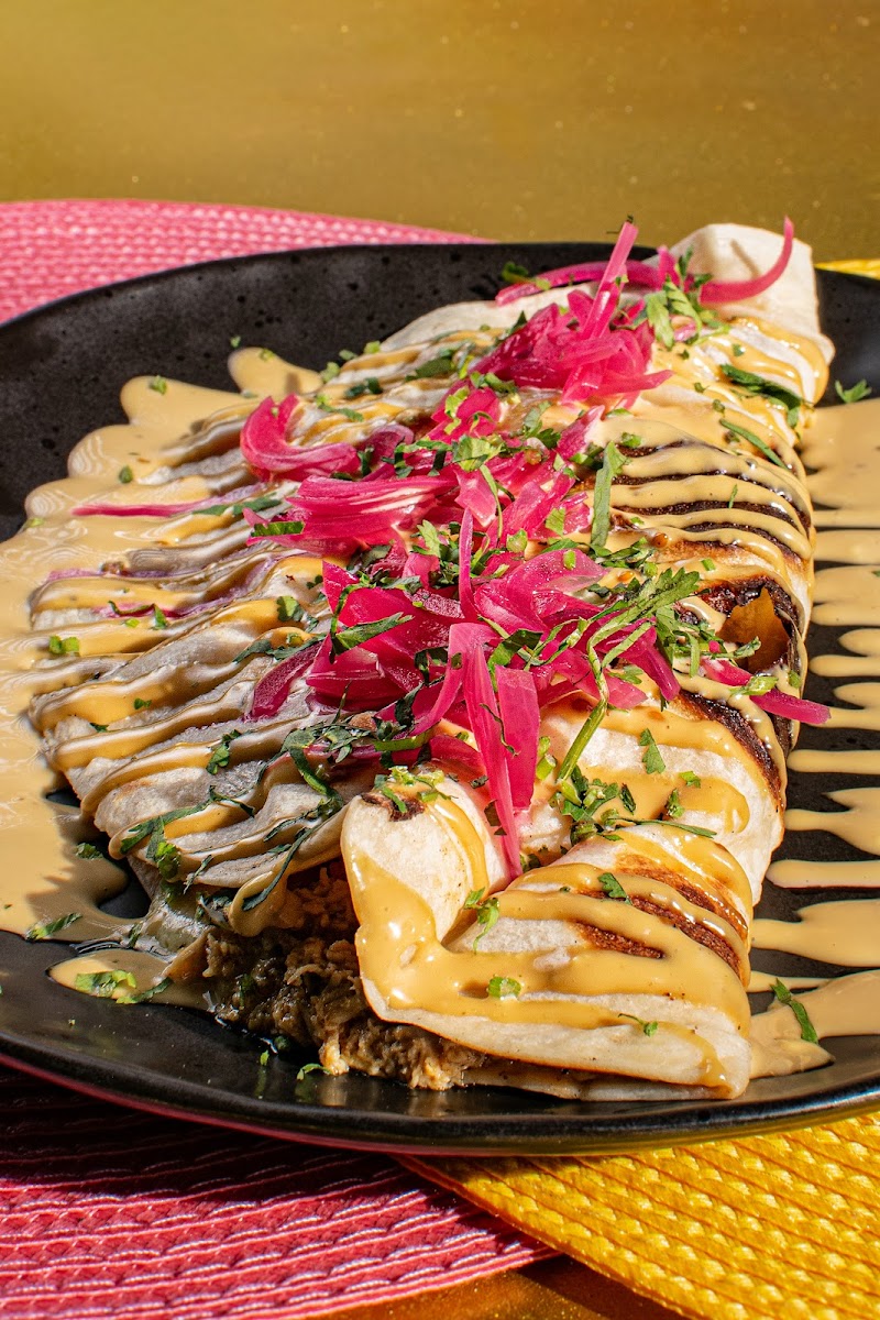 CHINGONES taquería club