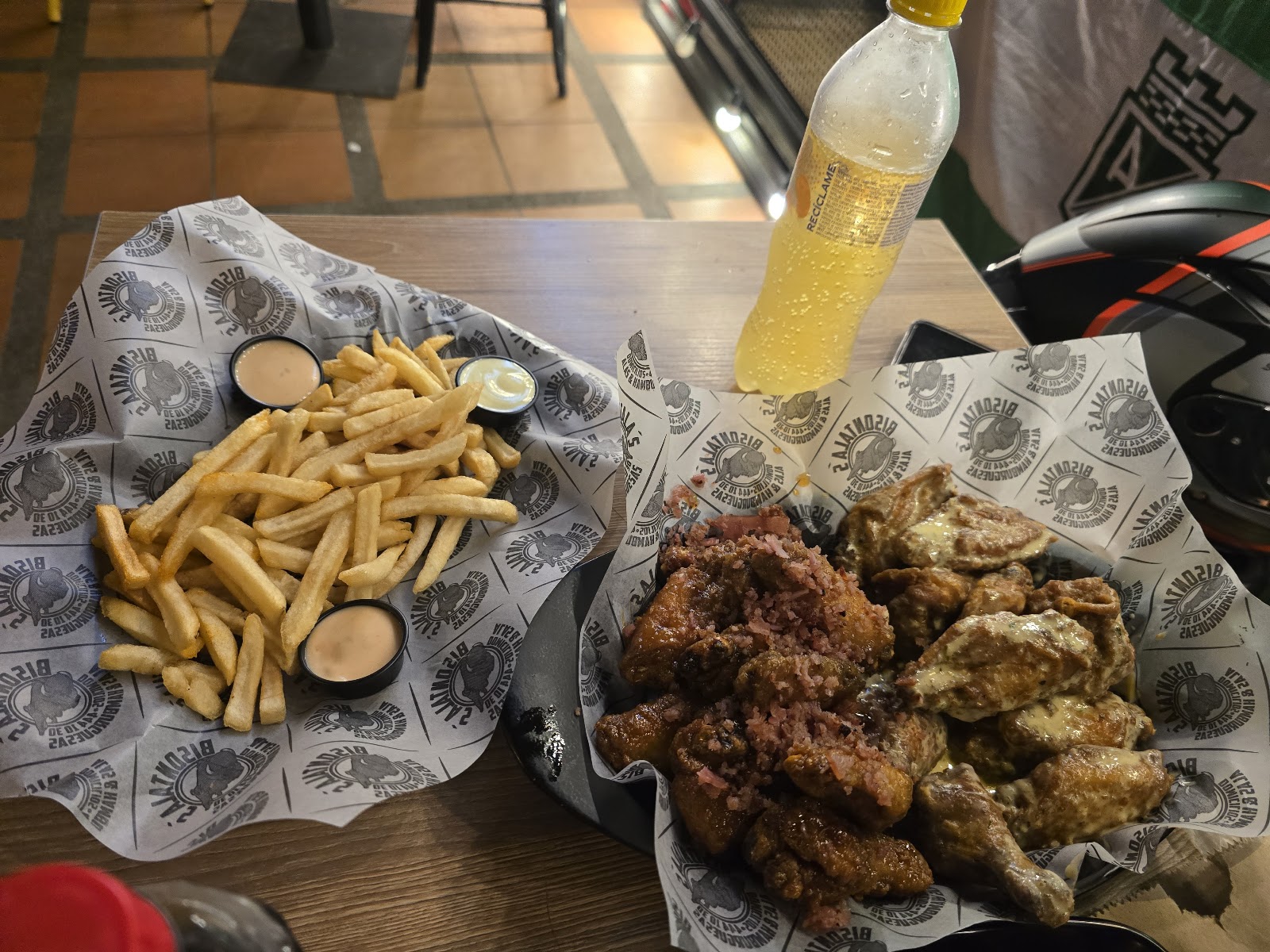 Bisontalas Alas & Hamburguesas