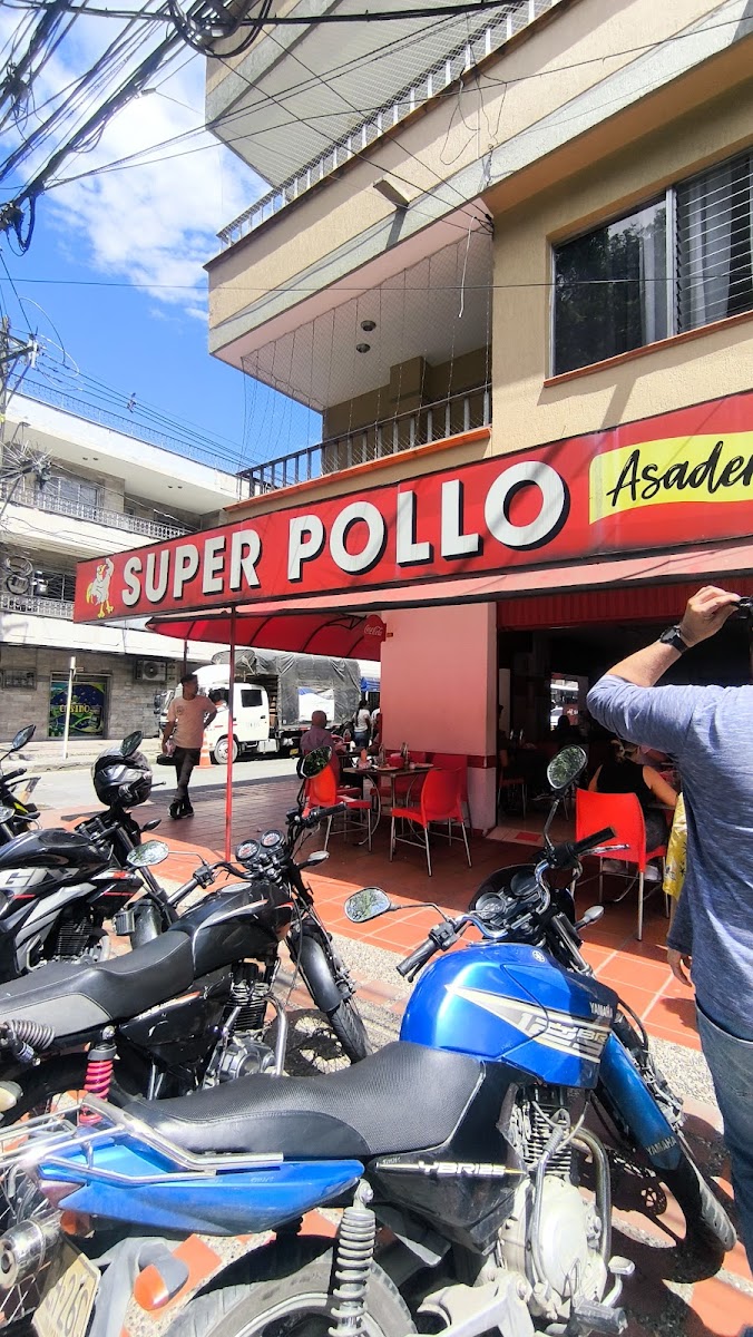 Asadero súper pollo