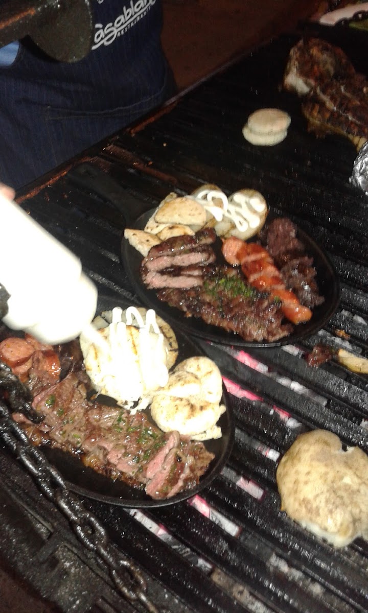 Charrua Pizza Parrilla