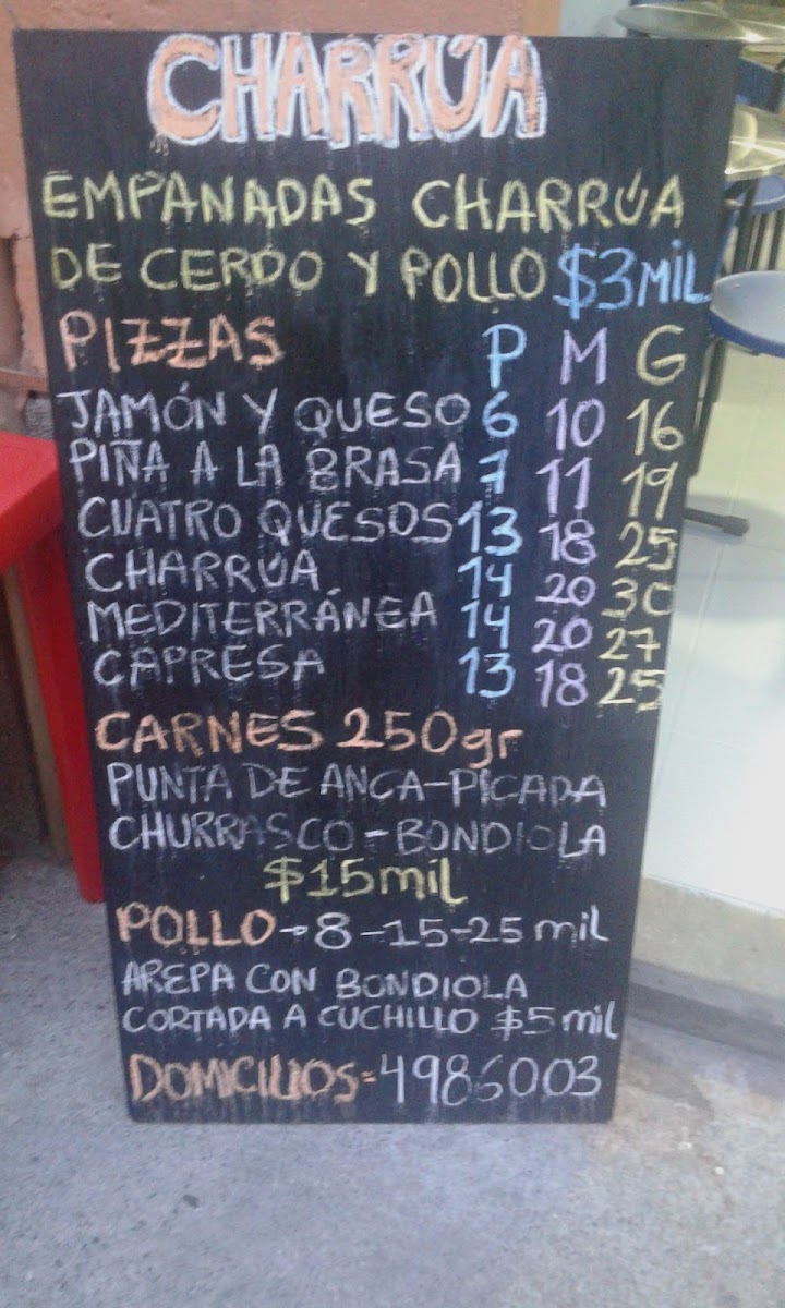 Charrua Pizza Parrilla
