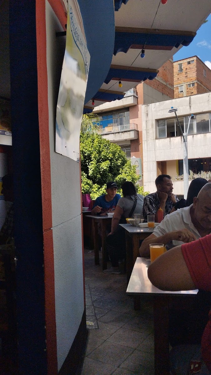 MIRADOR De Junin Restaurante y cafetería