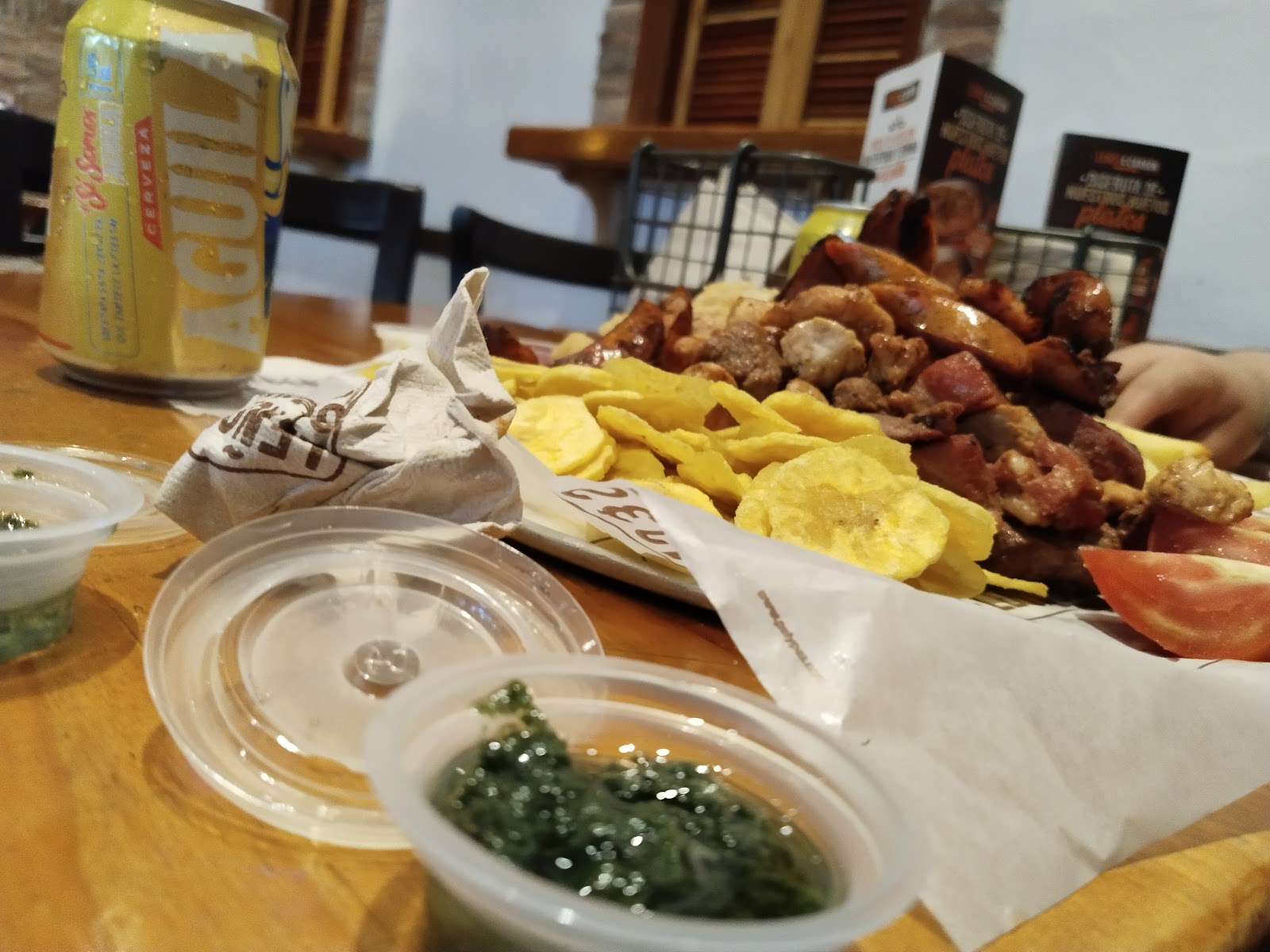 Leños & Carbón Arkadia