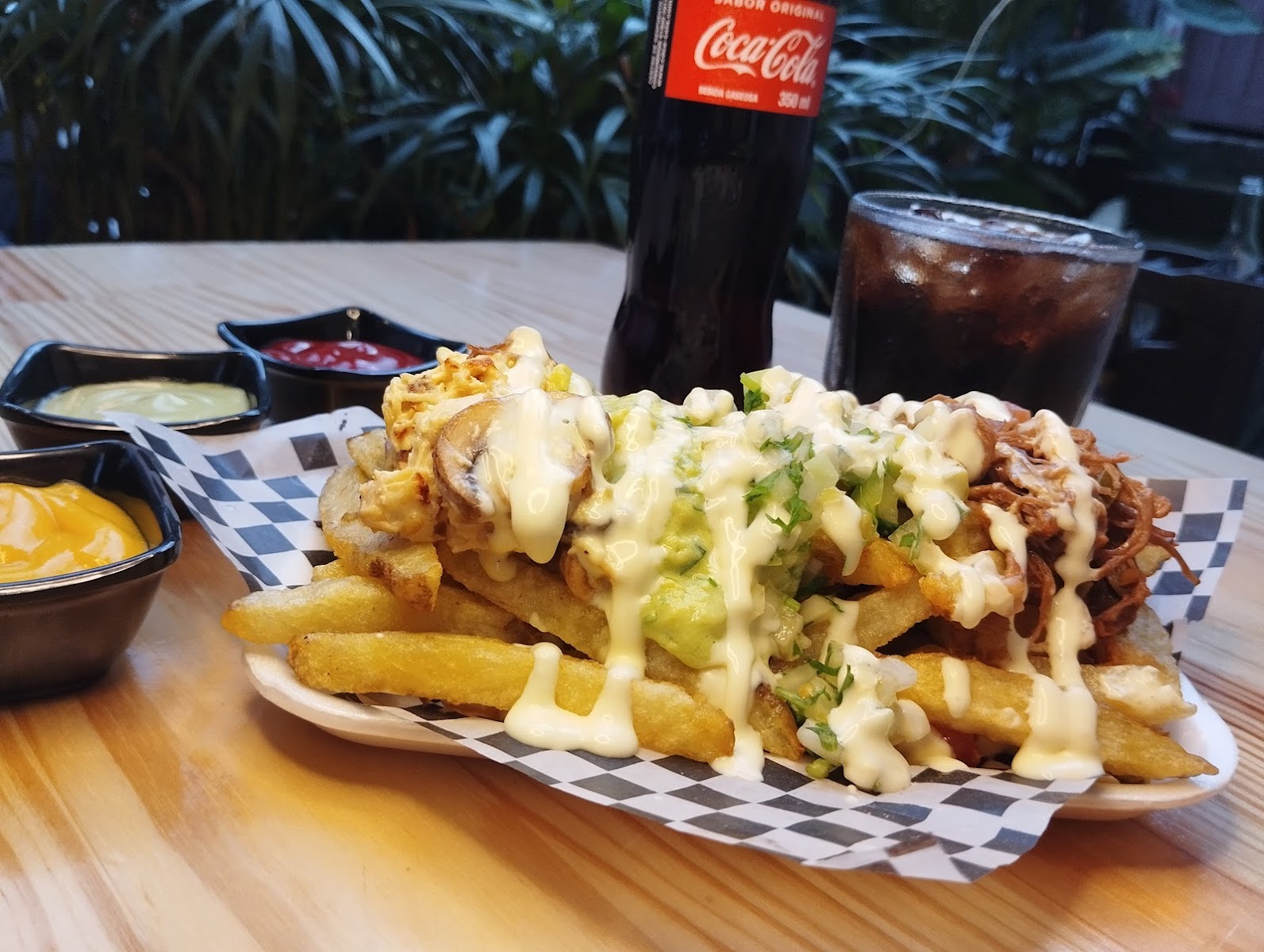 STREET FOOD