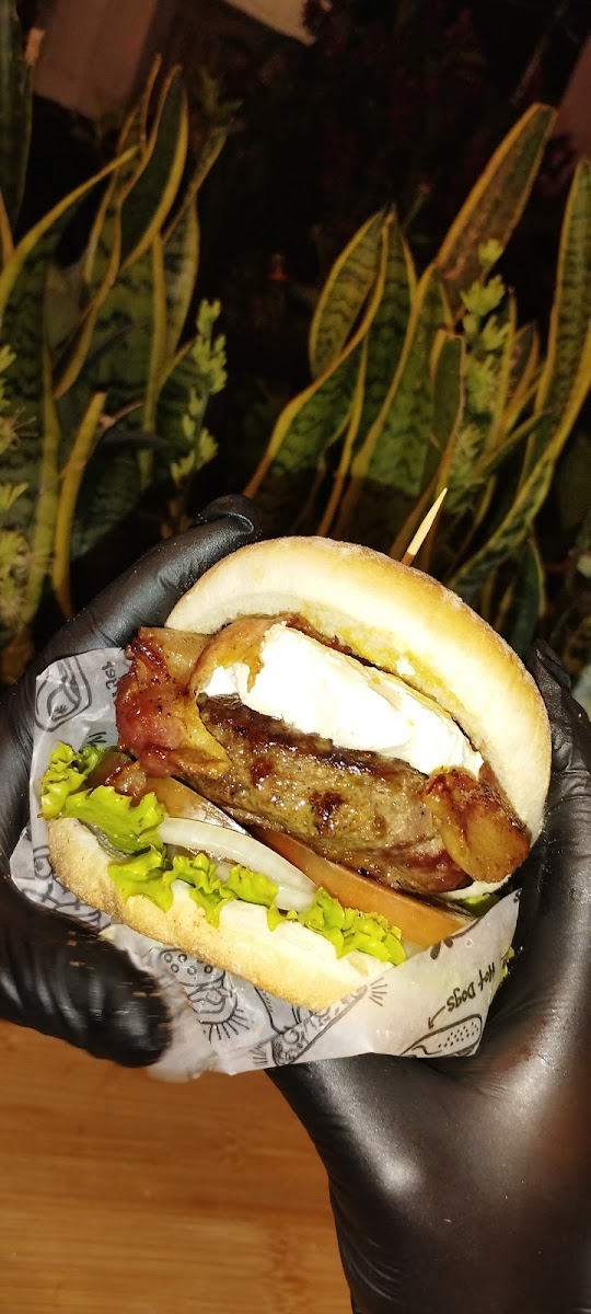 STREET FOOD