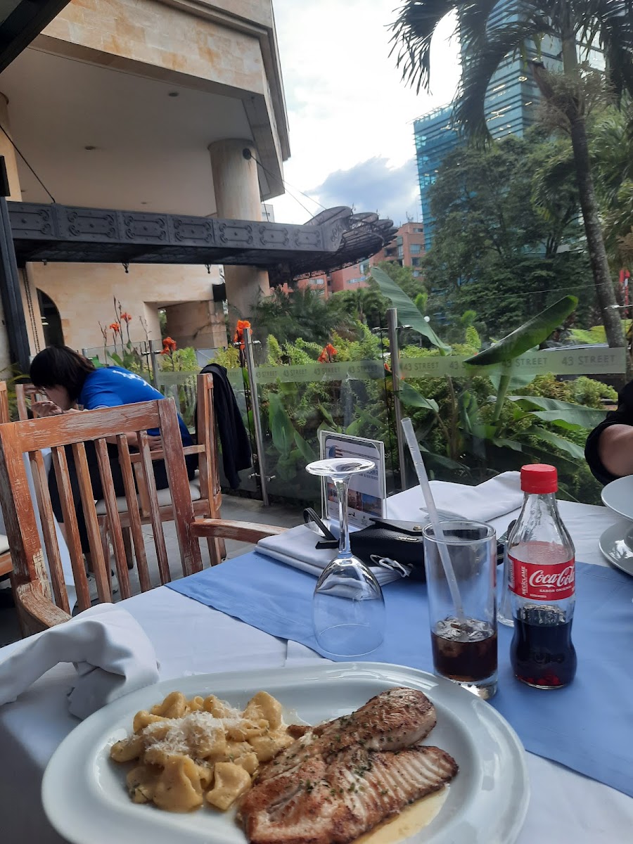 Restaurante @ Hotel Dann Carlton Medellin