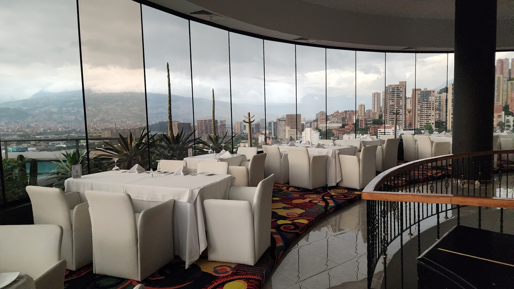 Restaurante @ Hotel Dann Carlton Medellin