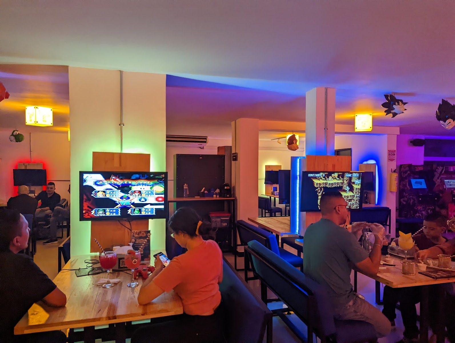 Game Over Resto Bar