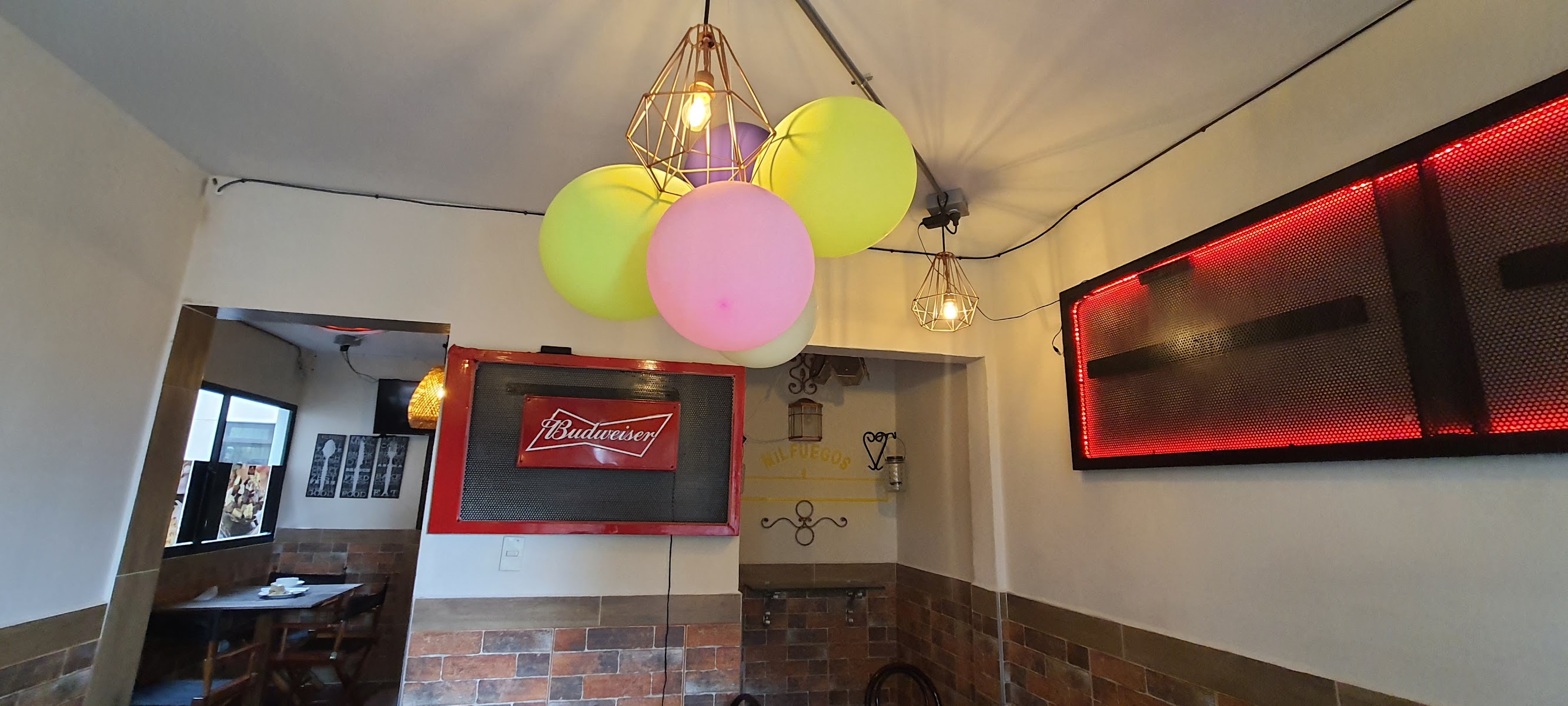 Restaurante Mil Fuegos