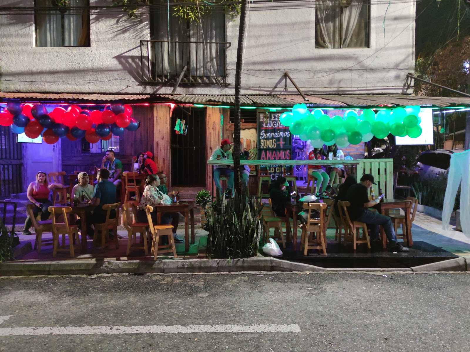 Maderos Bar Oficial