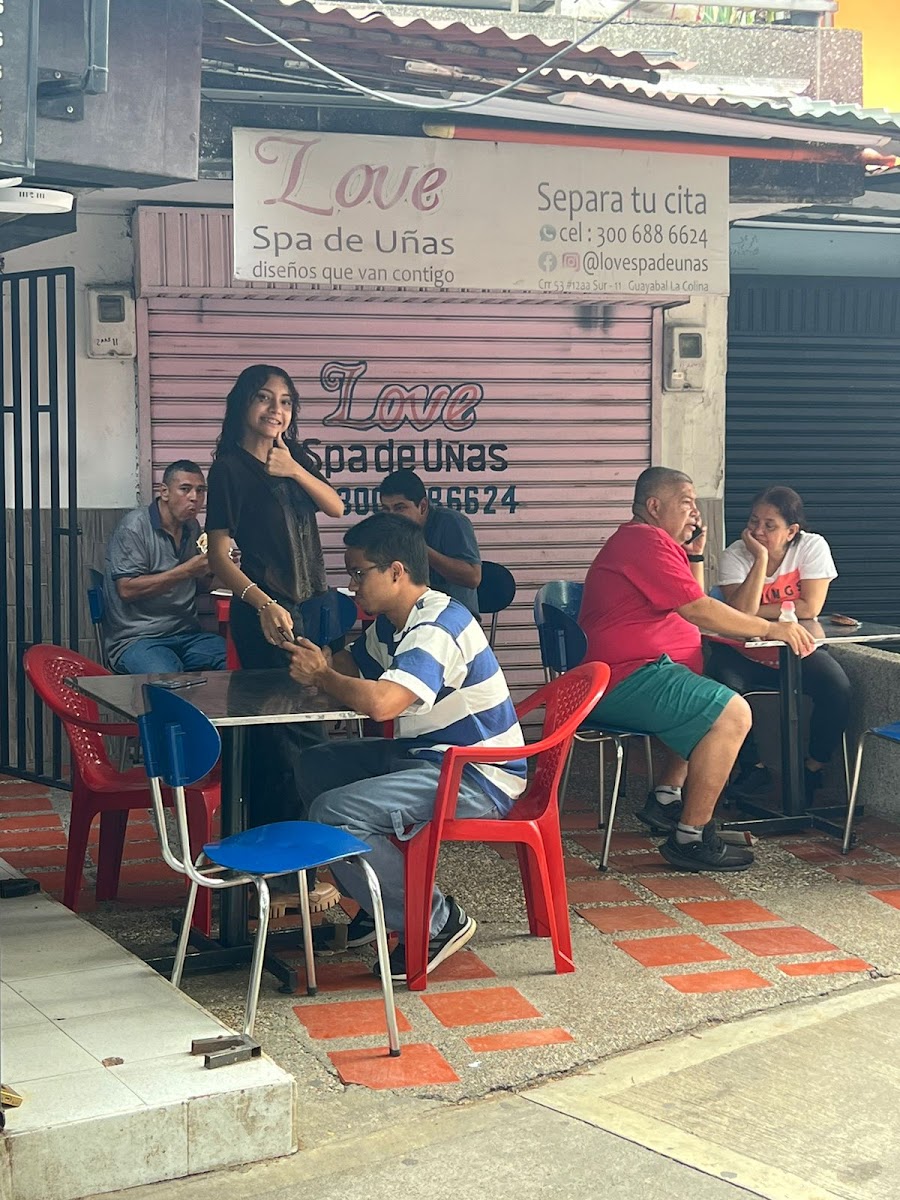 Arepas Tata Caisy
