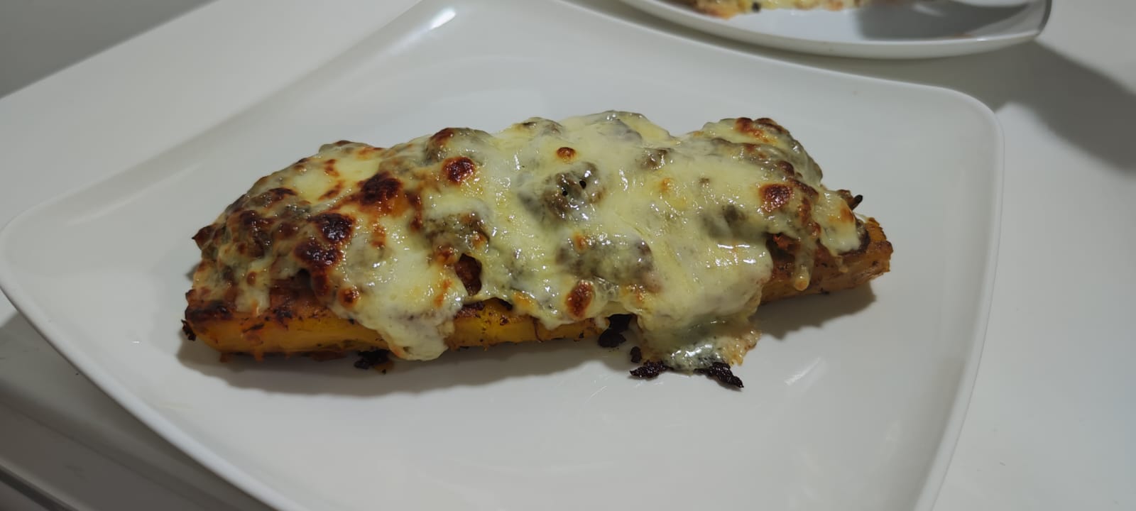 POTATONES J Y M papas y patacones
