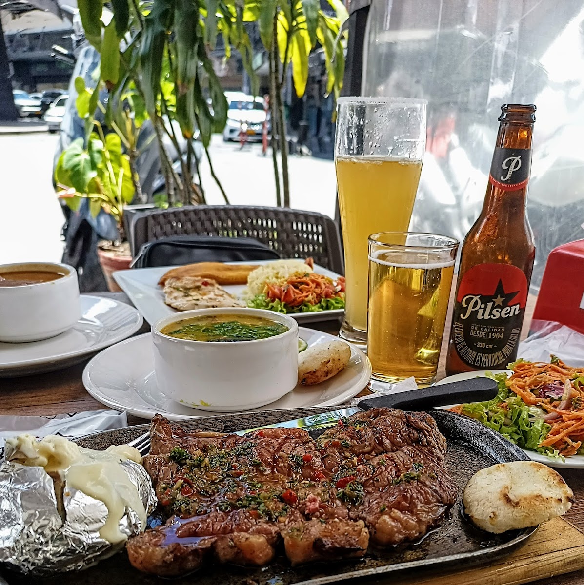 Merlot Parrilla Bar