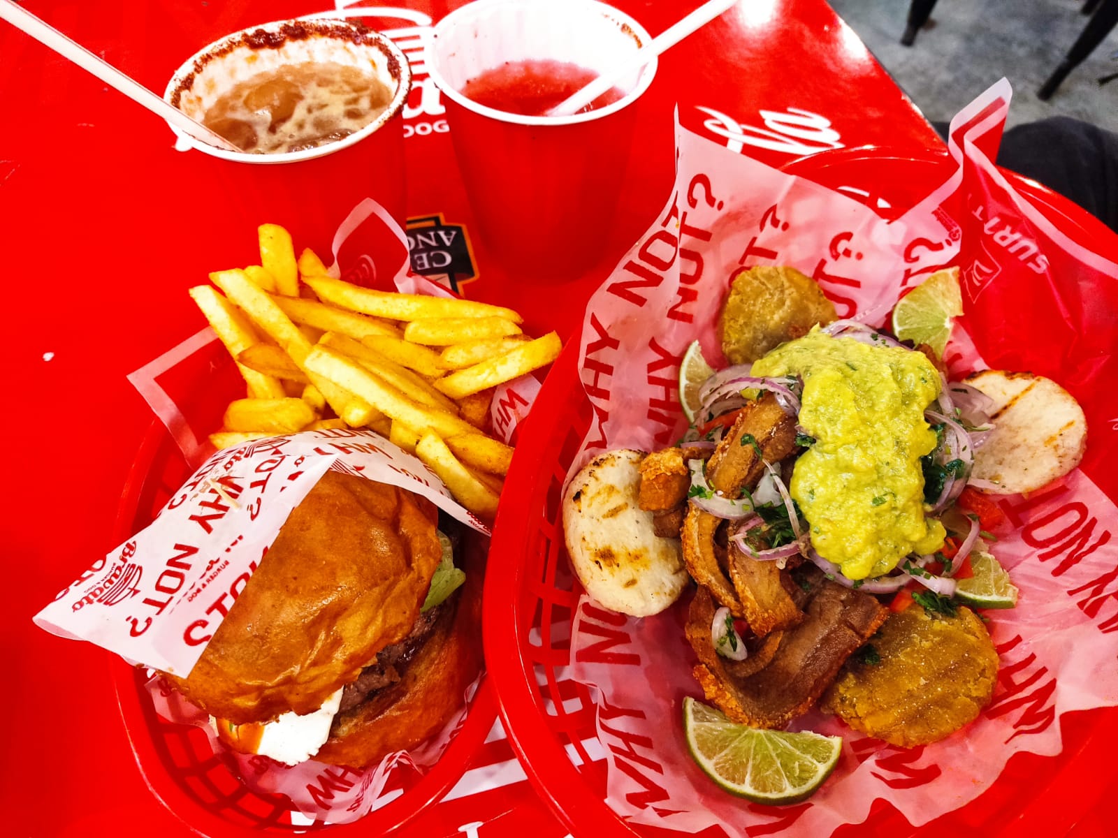 Bravato Burger & dog