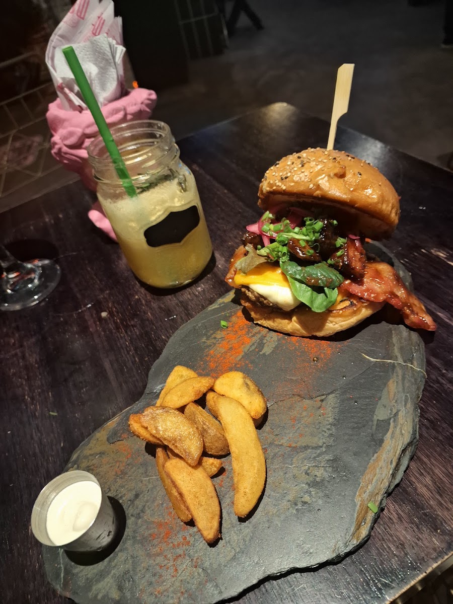 La Marquesa Burgers