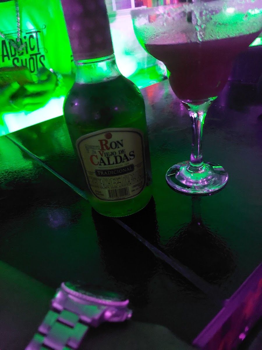 ADDICT SHOTS 33
