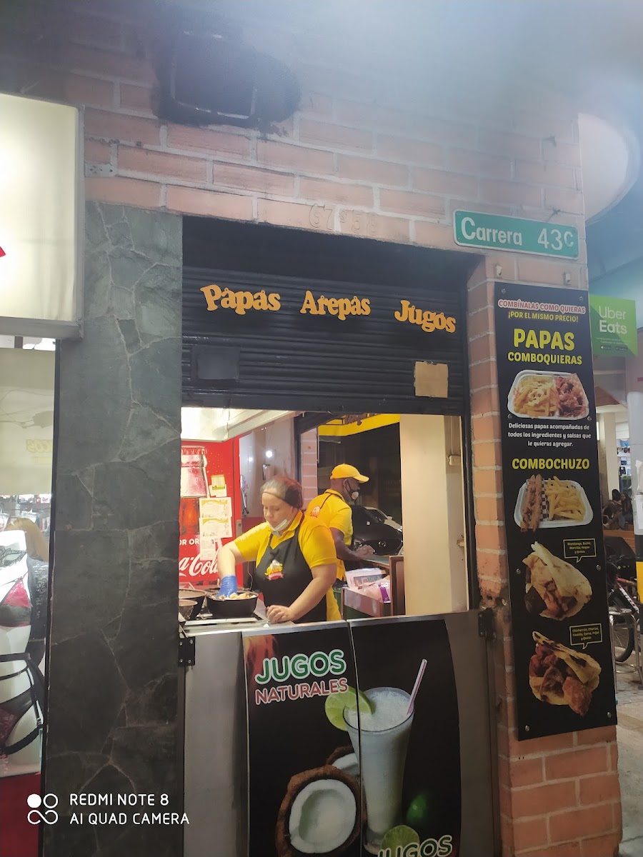 PUES AREPAS SABANETA