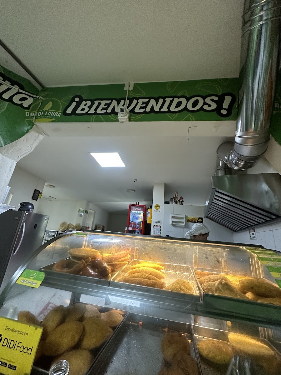 Donde Laura Calma Tu Antojo