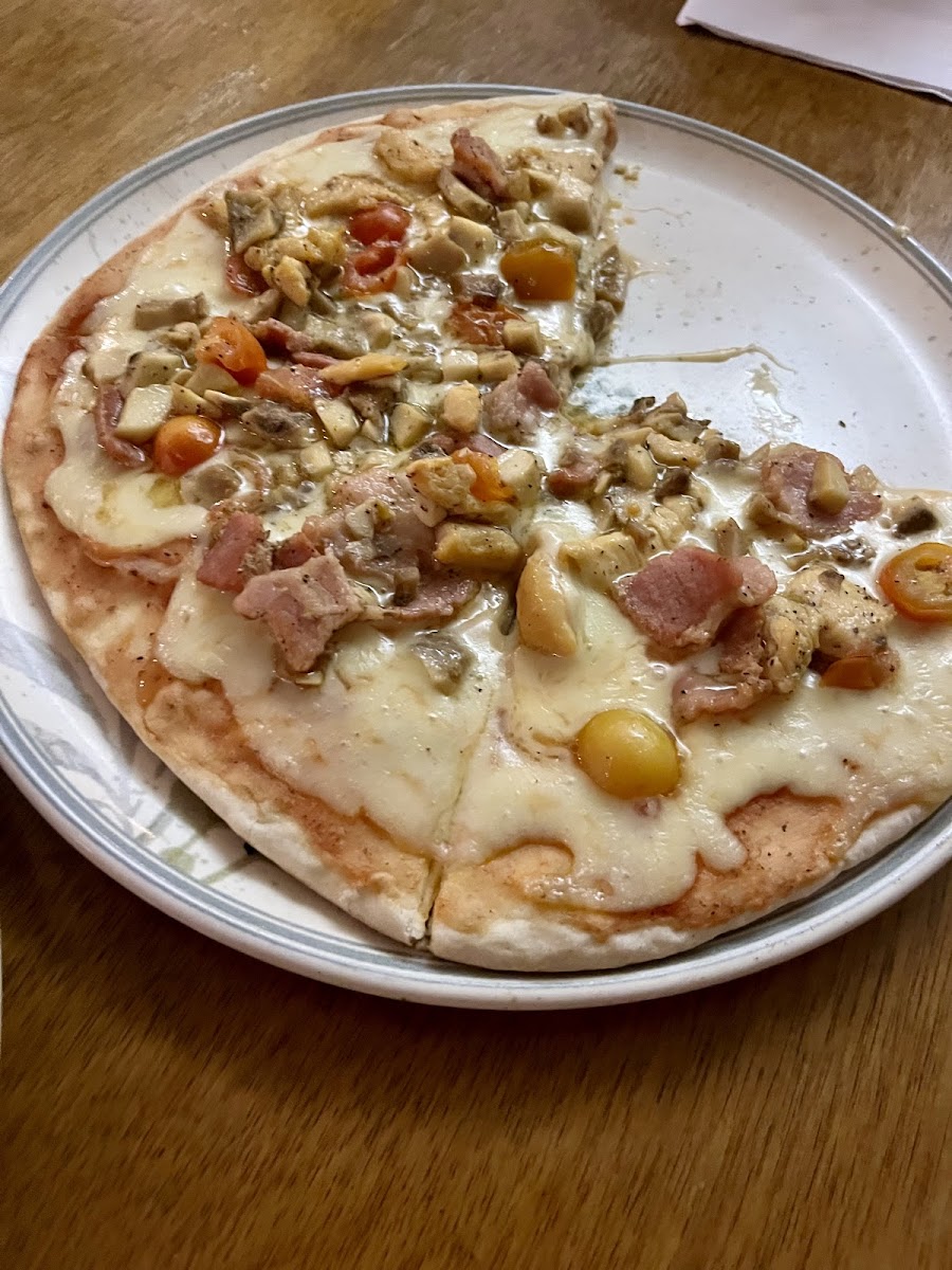 Caprizza Restaurant