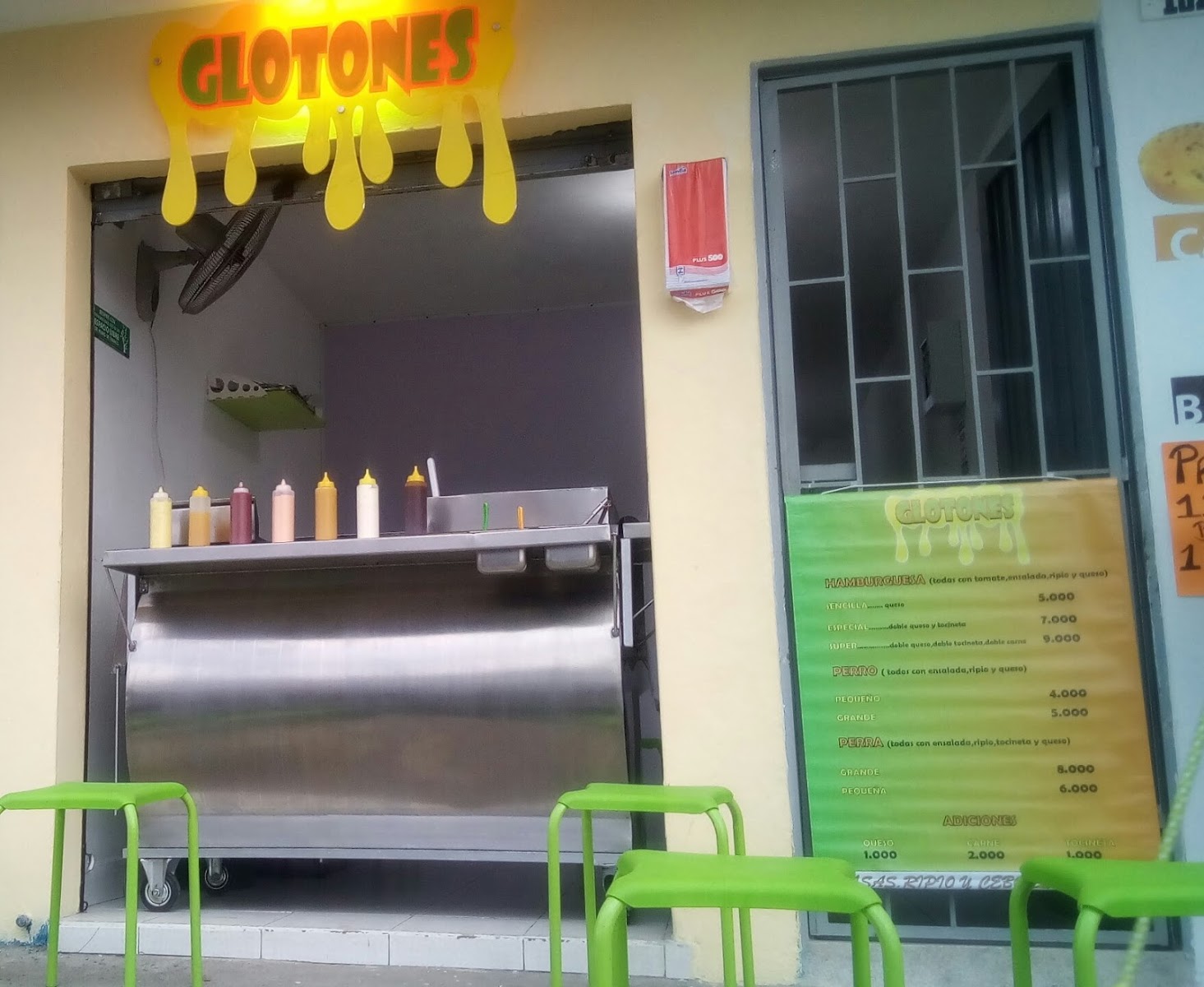 Glotones | Perros & Hamburguesas