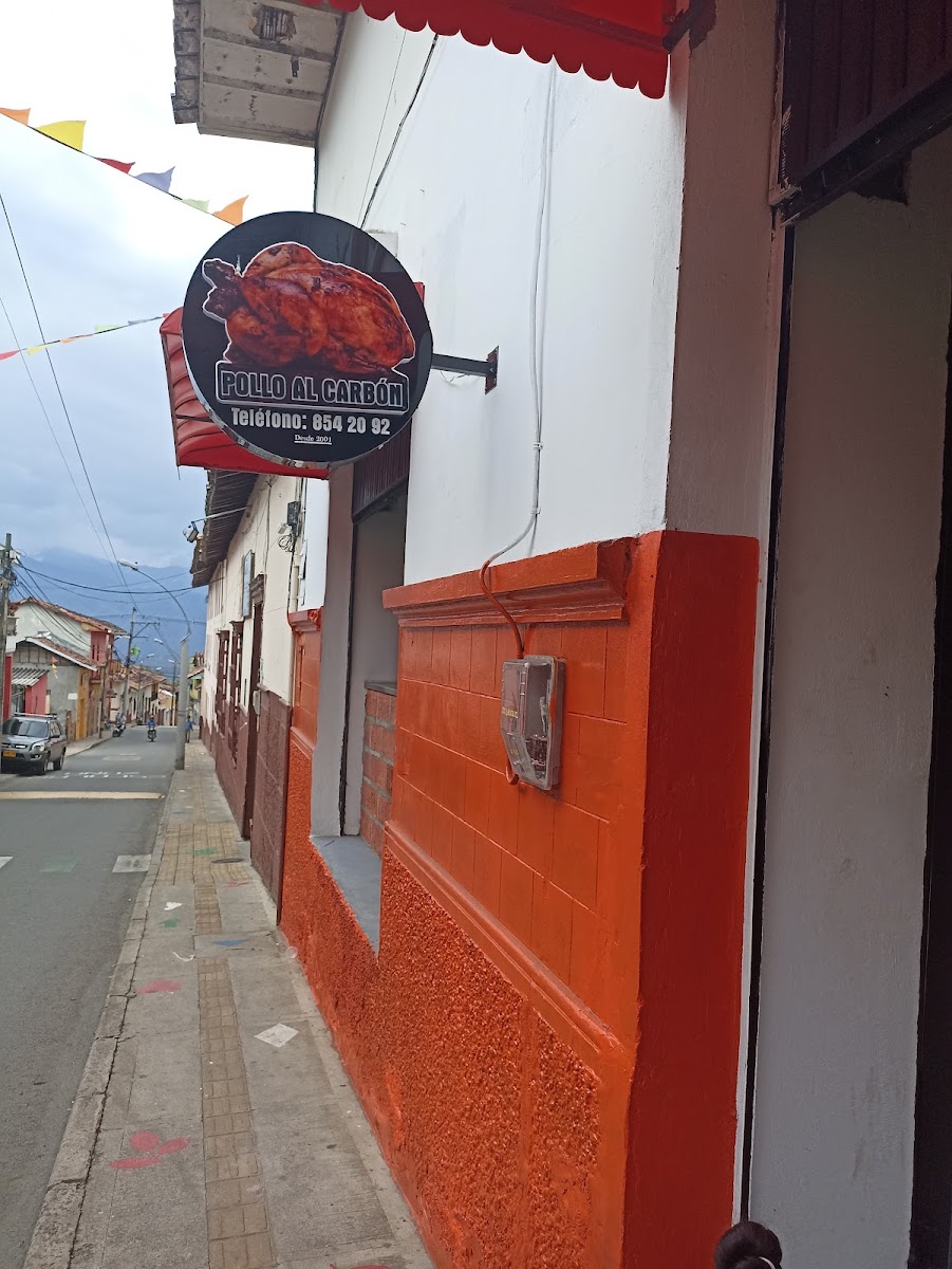 Sr. Pollo al Carbón