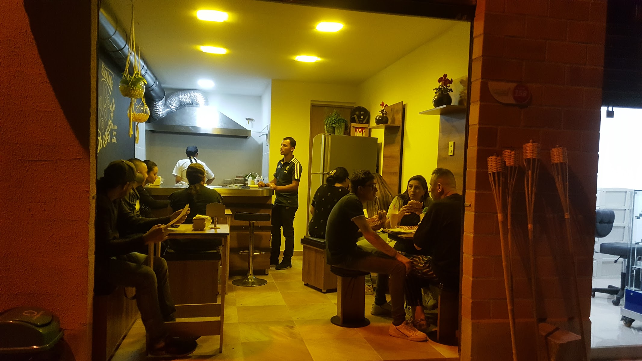 Urban picnic cafe