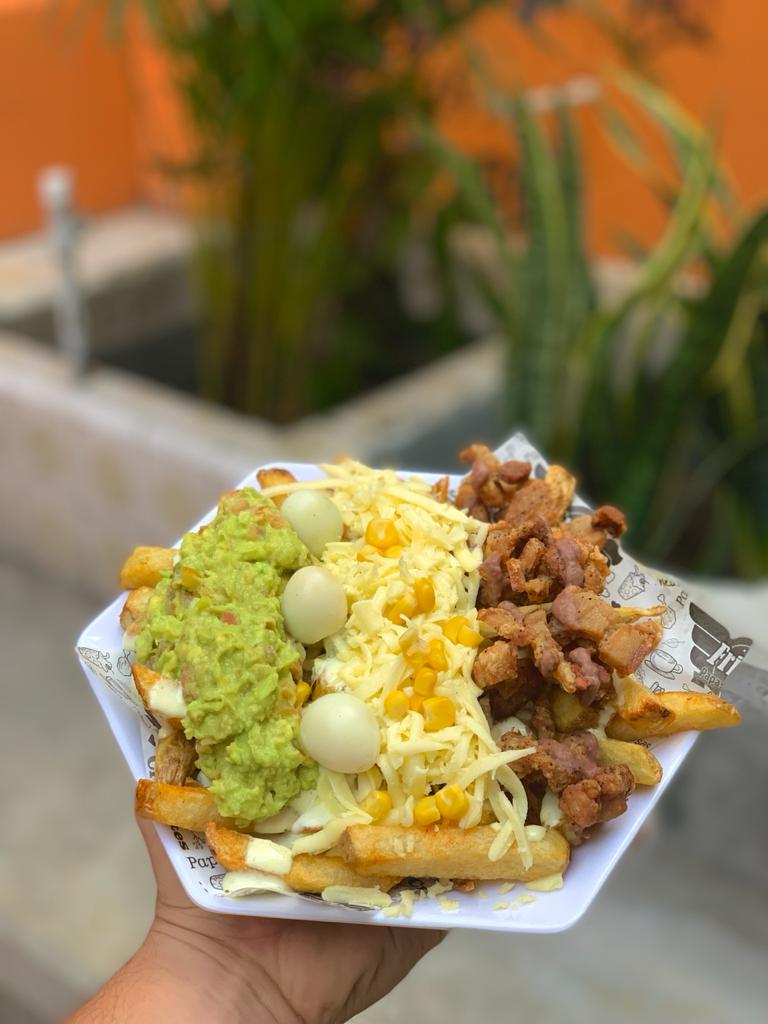 Frieds papas & alitas