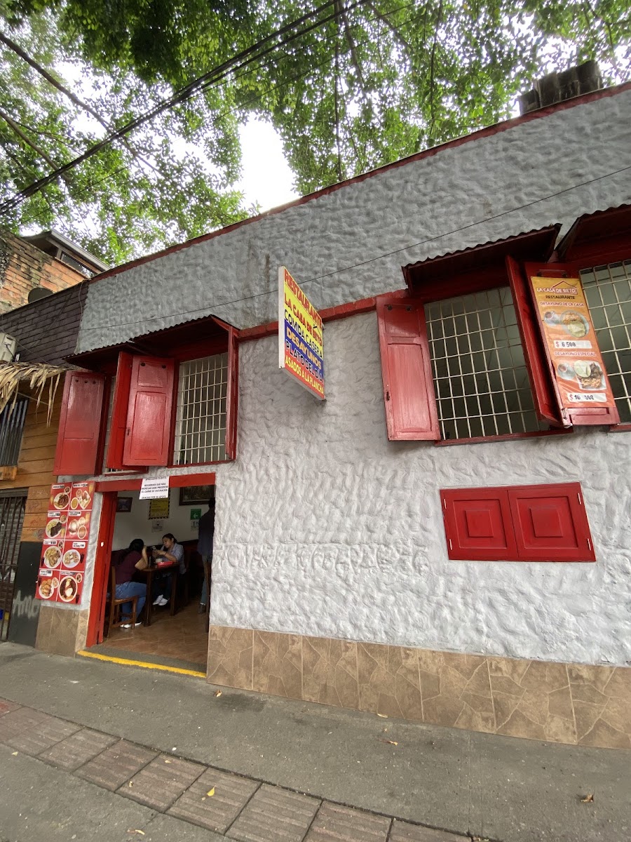 Cafetera Restaurante la Casa de Beto