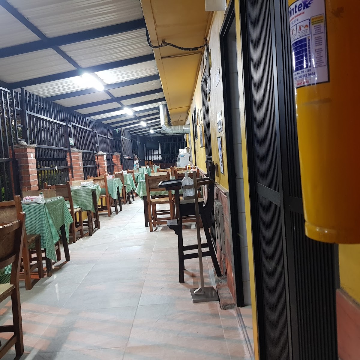 Delitamal Restaurante