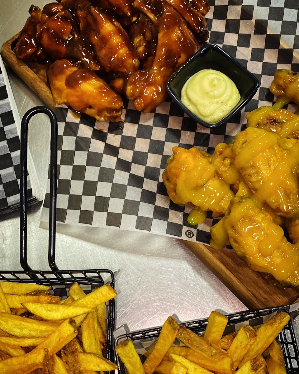 La Chula Wings