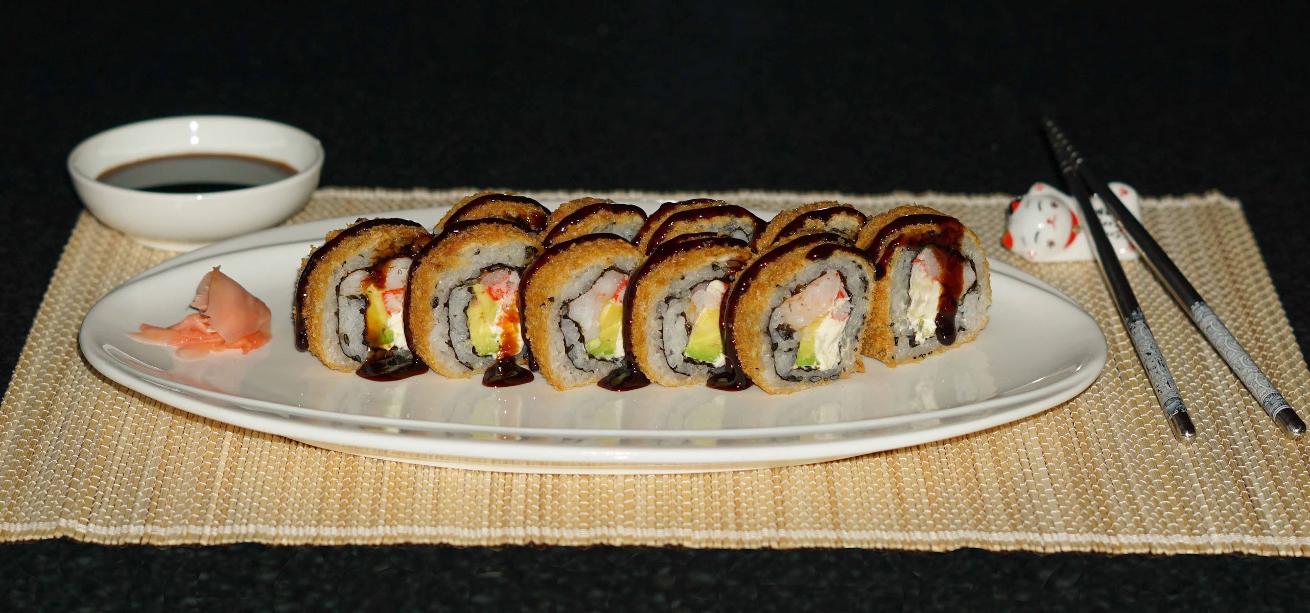Fusión: Restaurante, Sushi, Bar
