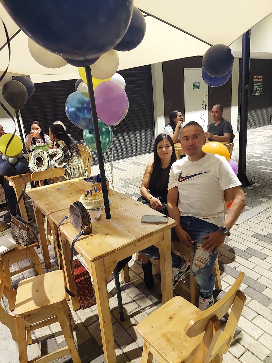 Amigos Con Derechos