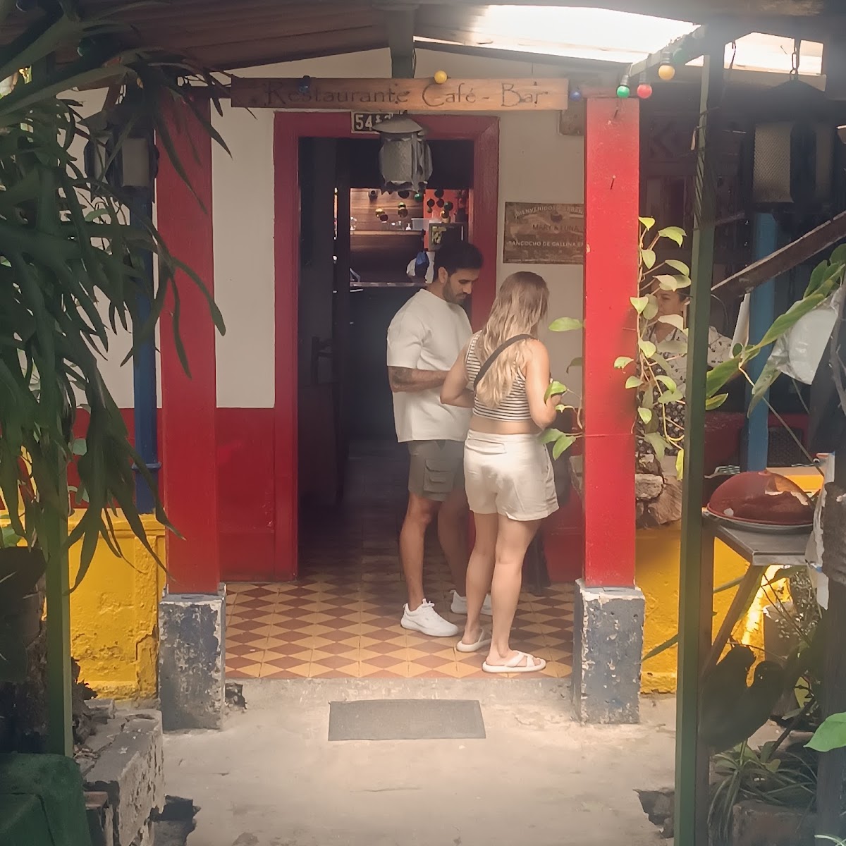 Sancocho de gallina en leña Restaurante Maryluna
