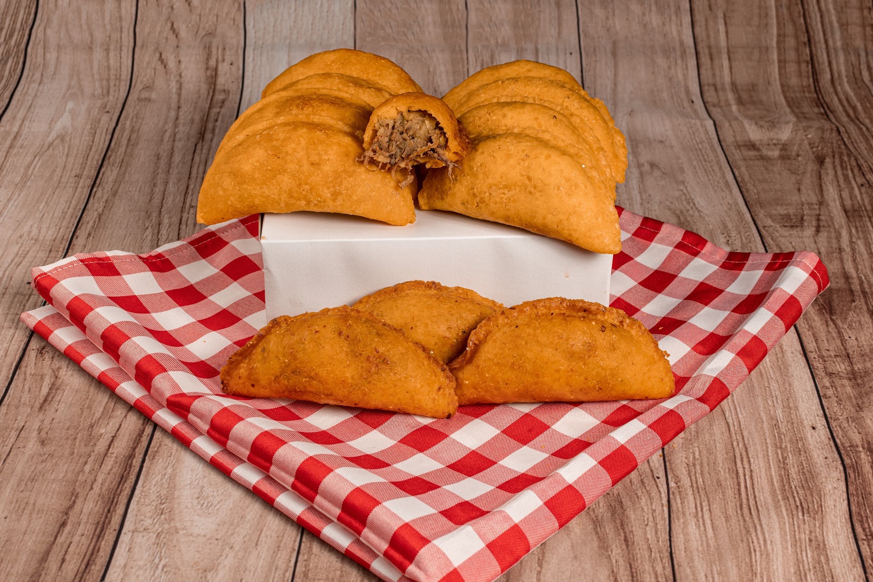 San Joselito Empanadas & Palitos LA ESTRELLA