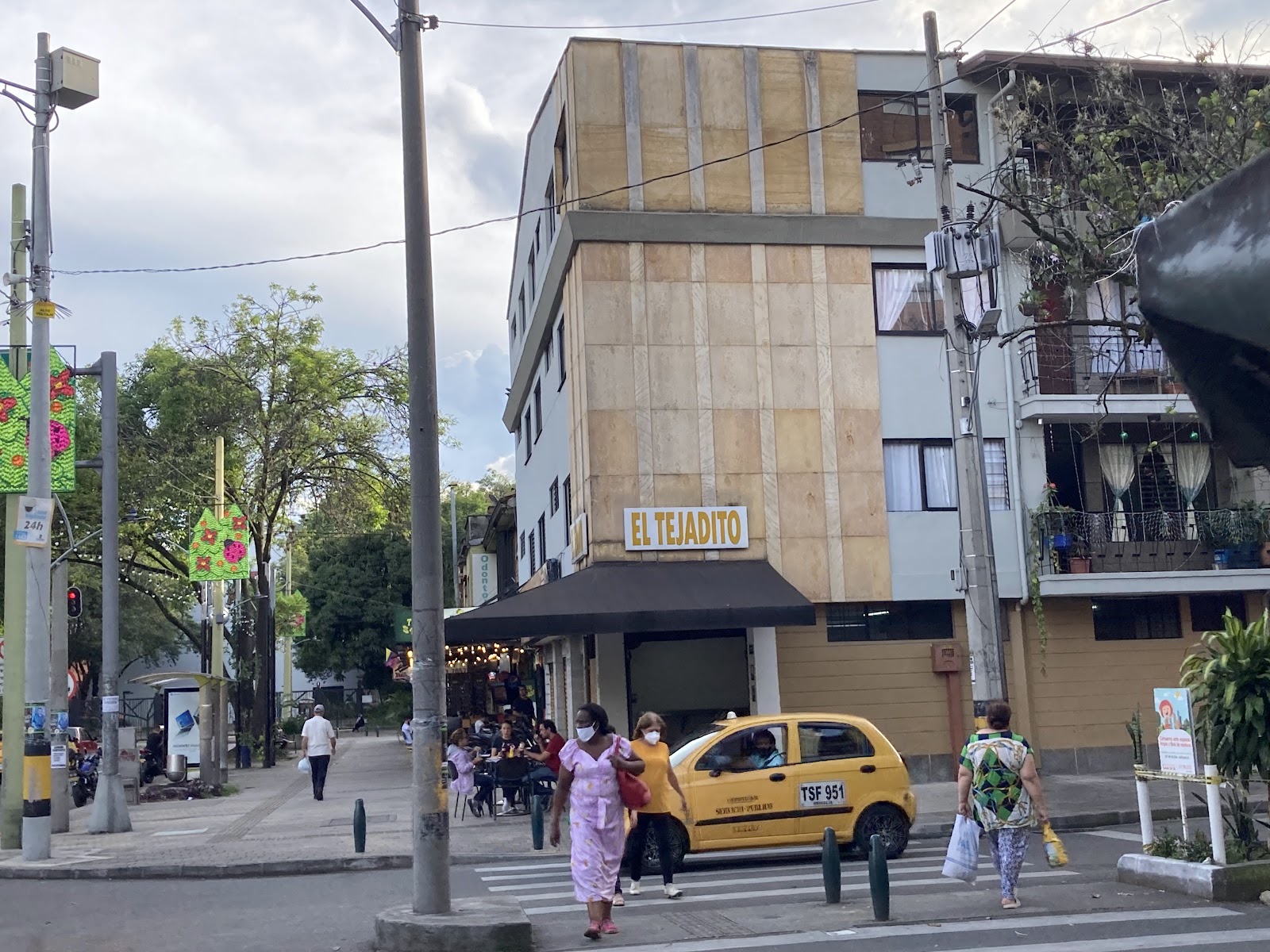 Pastelería El Tejadito La 70