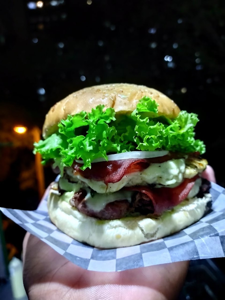 Lucho's e-Food
