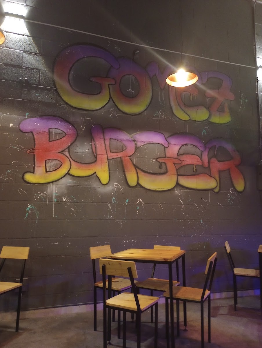 GOMEZ BURGER