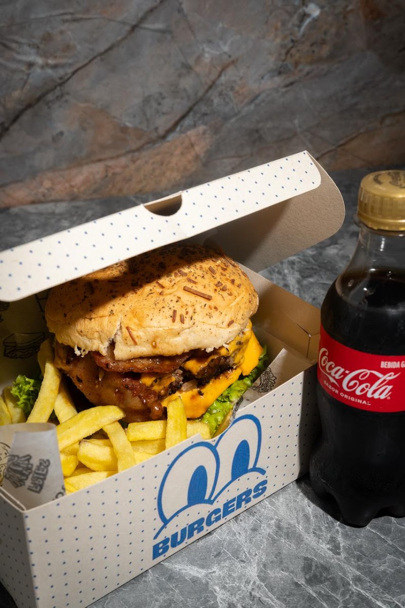 Nocturno 77 Hamburguesas