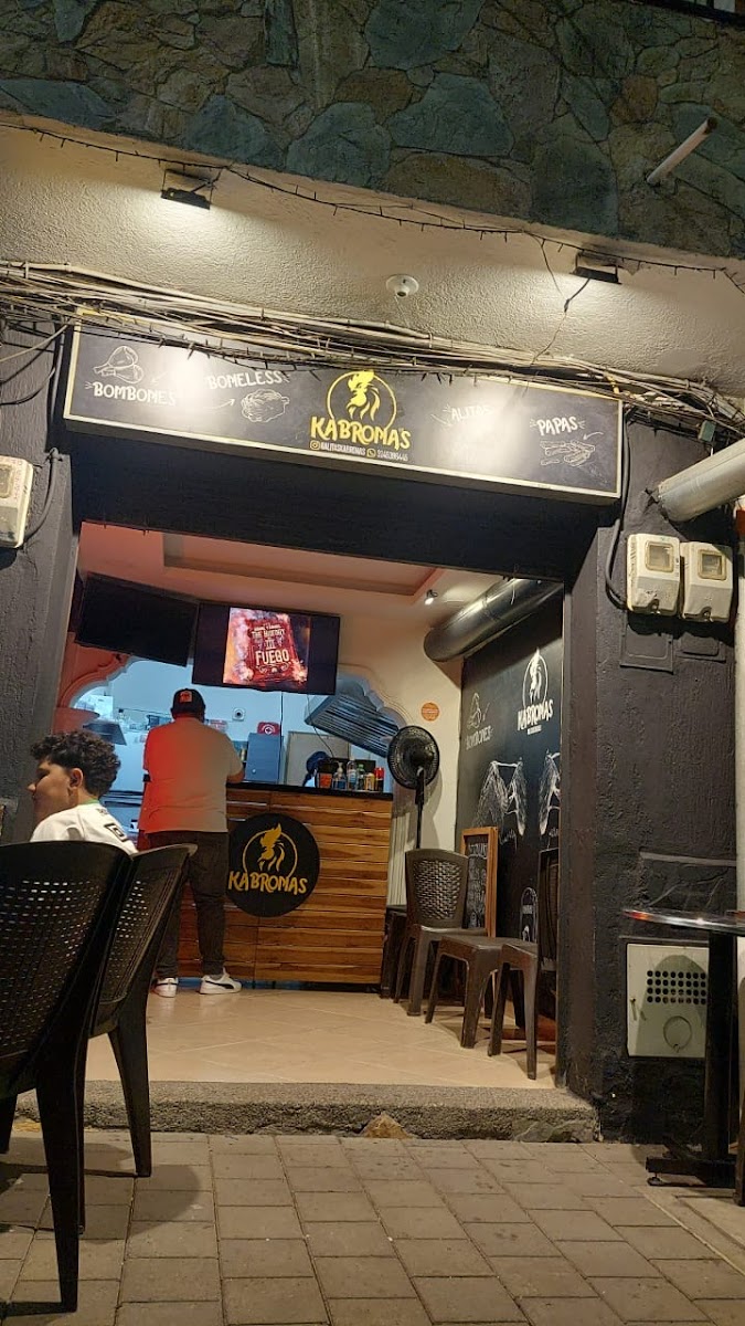 Alitas Kabronas