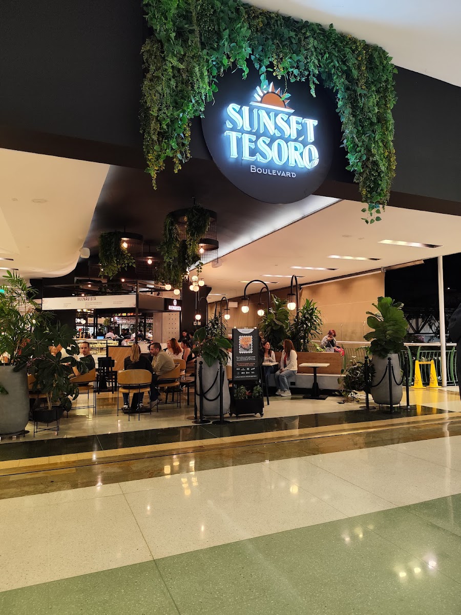 Sunset Tesoro Boulevard