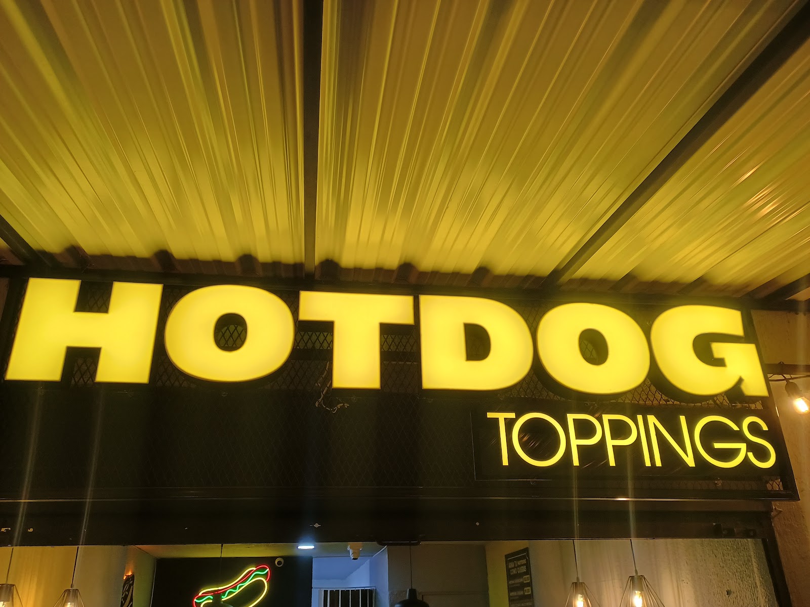 Hotdog toppings
