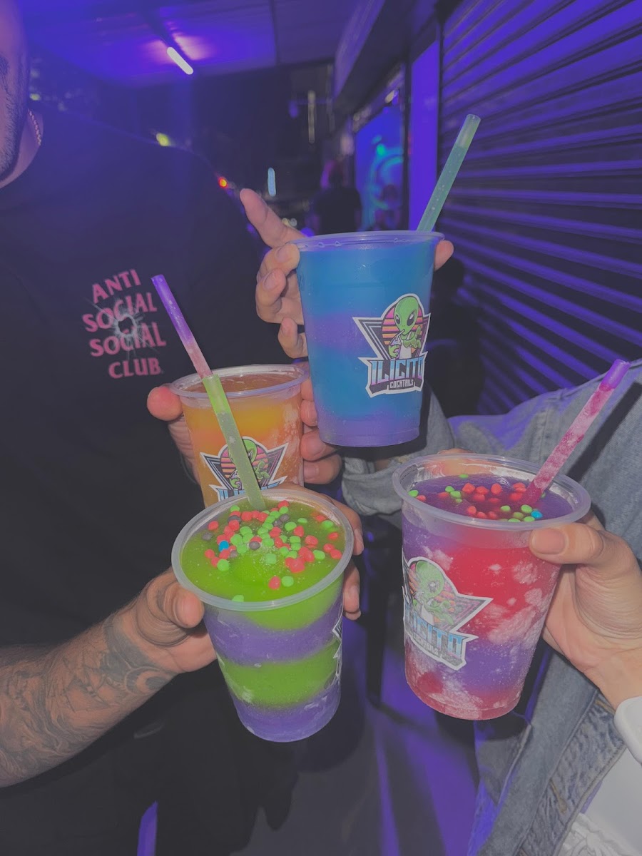 Ilicito Cocktails