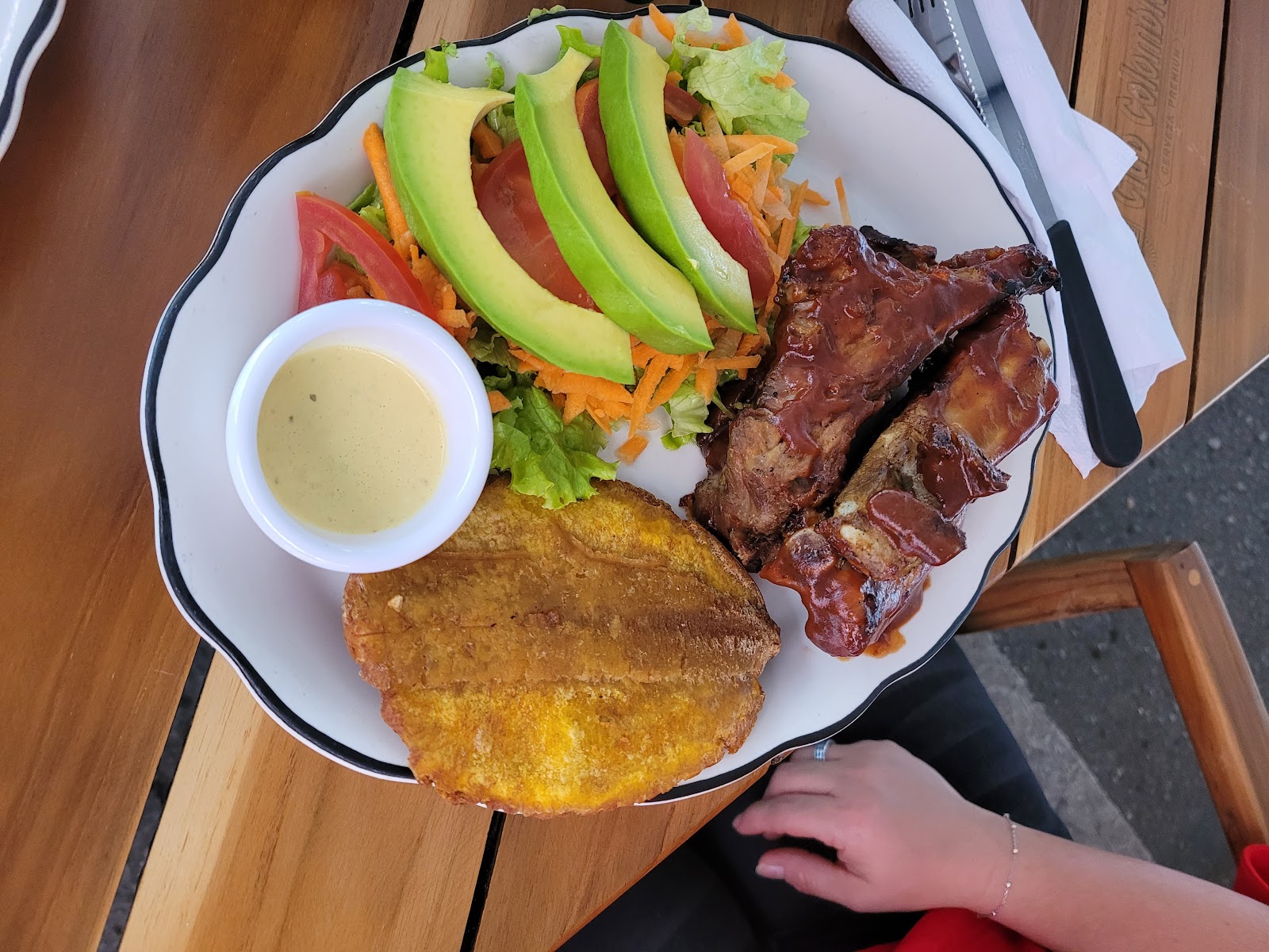 Las costillas de Pedro | Poblado
