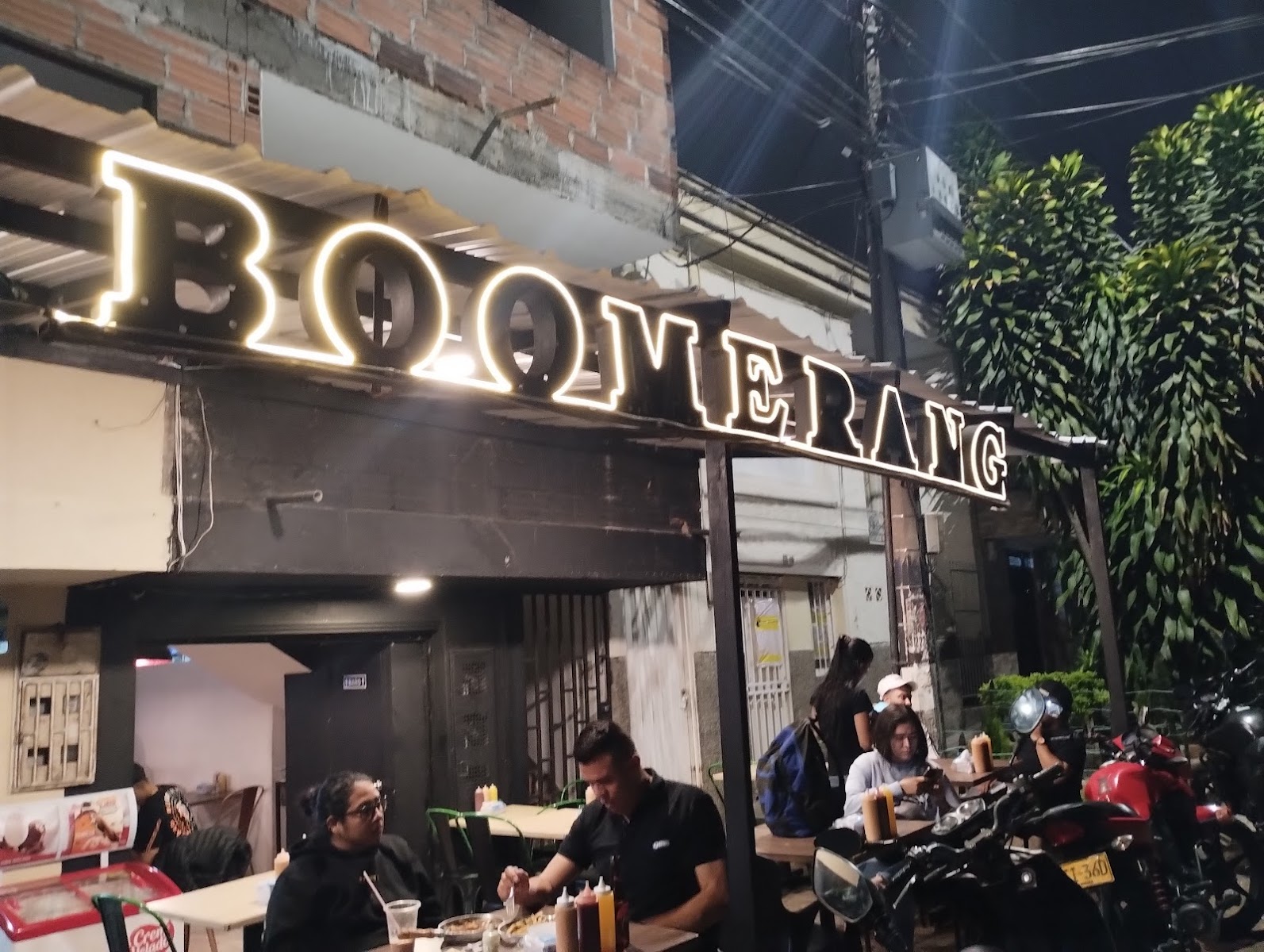 Boomerang Fast Food