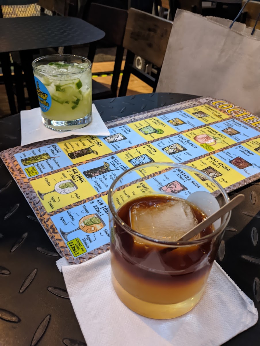 Submarillo Retro Bar