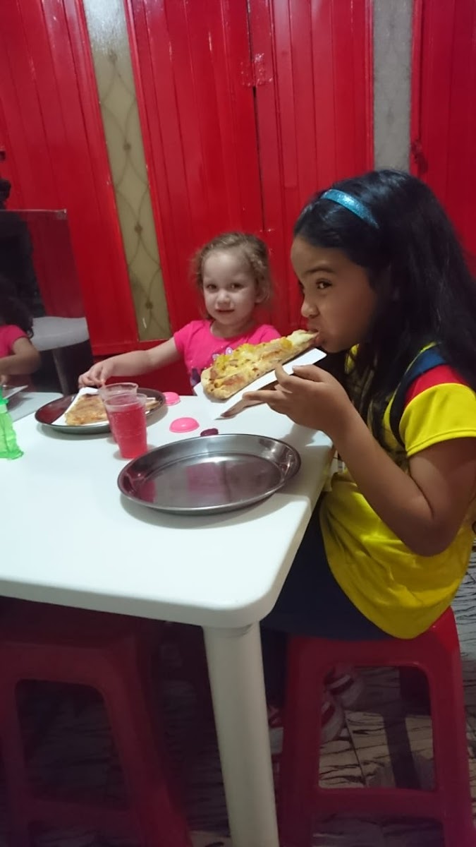 Pizzería J & P